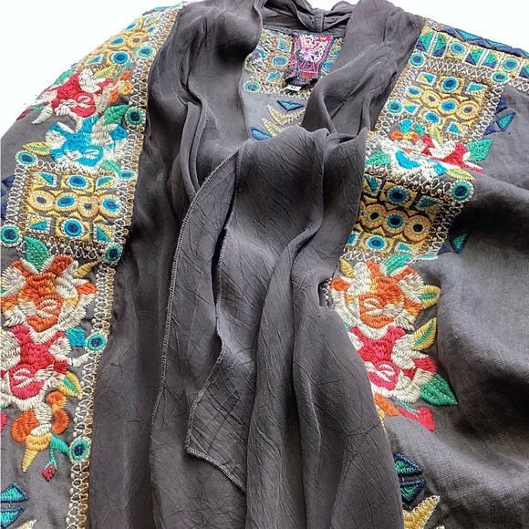Johnny Was JWLA Gray Embroidered 100% Linen Kimono Jacket Size Medium - Picture 15 of 16